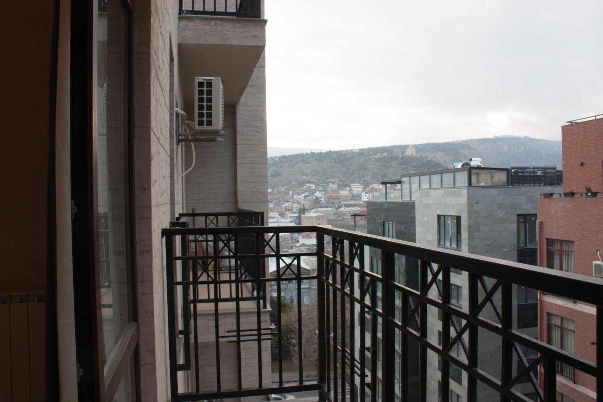 Like Apartment Tbilisi Eksteriør bilde